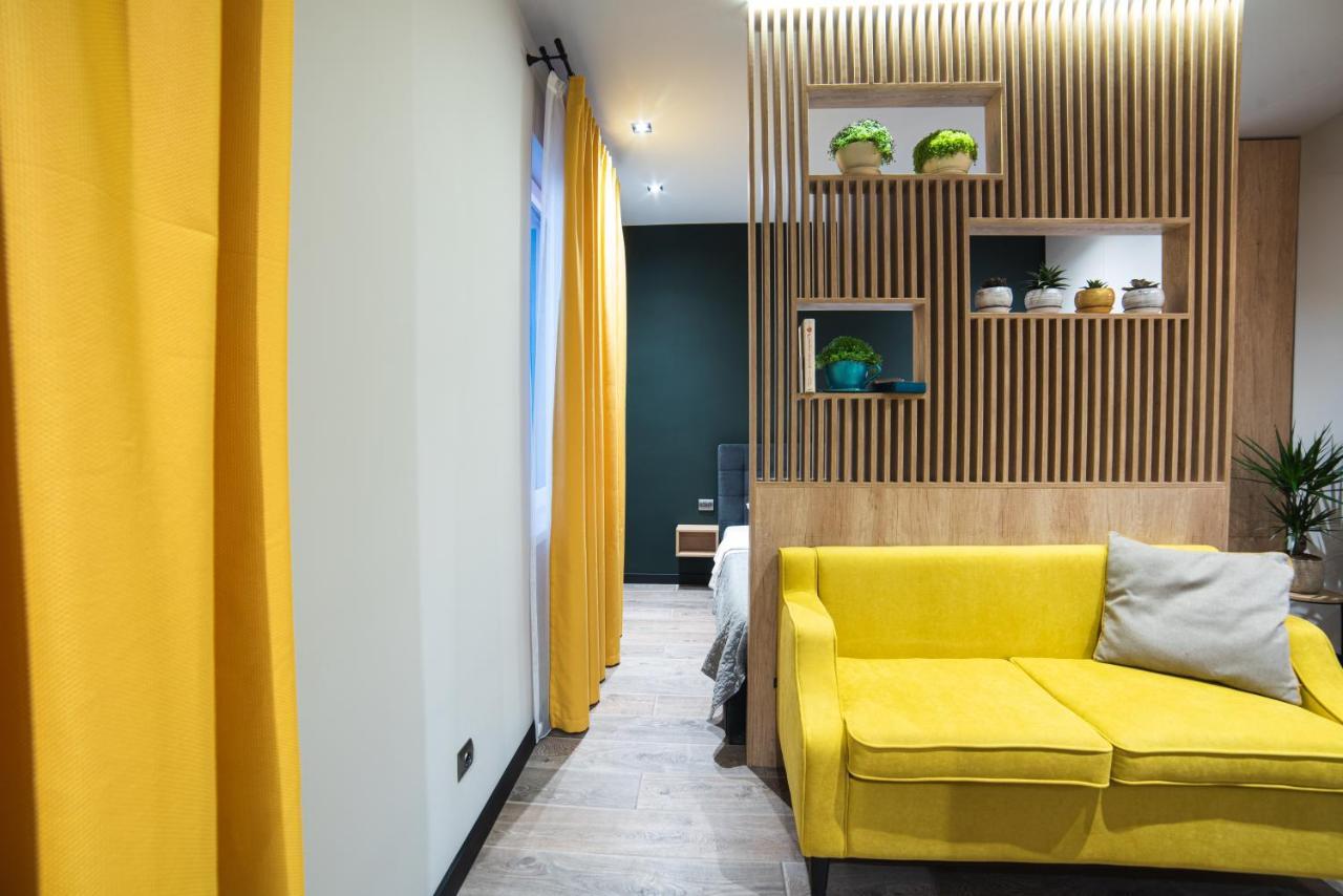 Luxury Apartments Petofi Ungvár Kültér fotó
