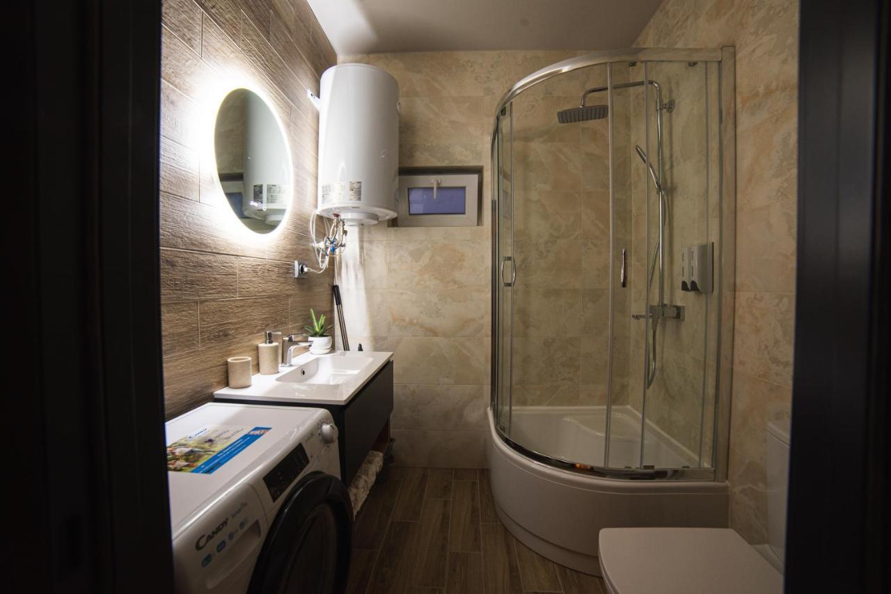 Luxury Apartments Petofi Ungvár Kültér fotó