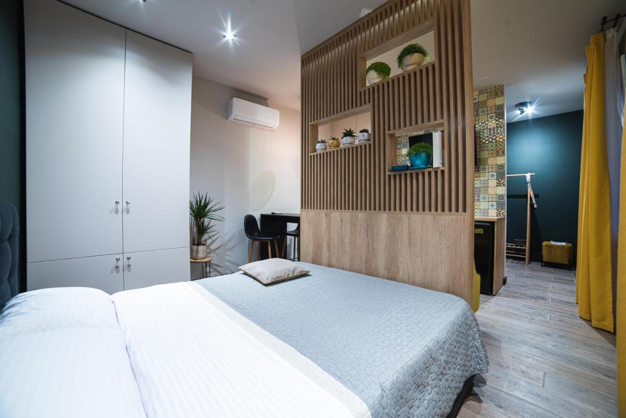 Luxury Apartments Petofi Ungvár Kültér fotó